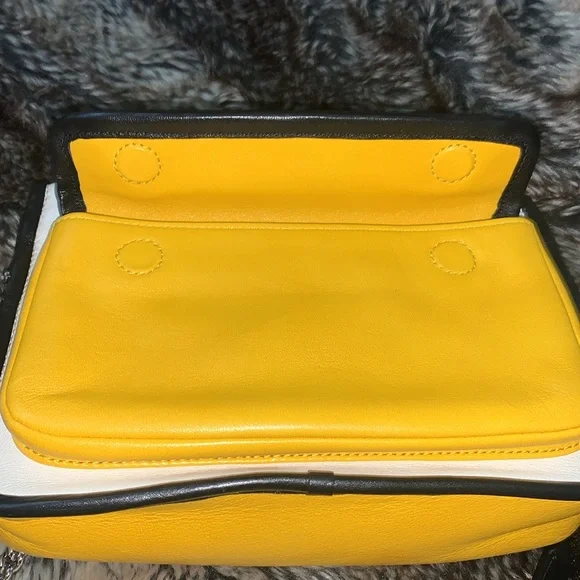 HOST PICK Marc By Marc Jacob’s Color Block 100% Cow Leather Crossbody - Picture 15 of 16